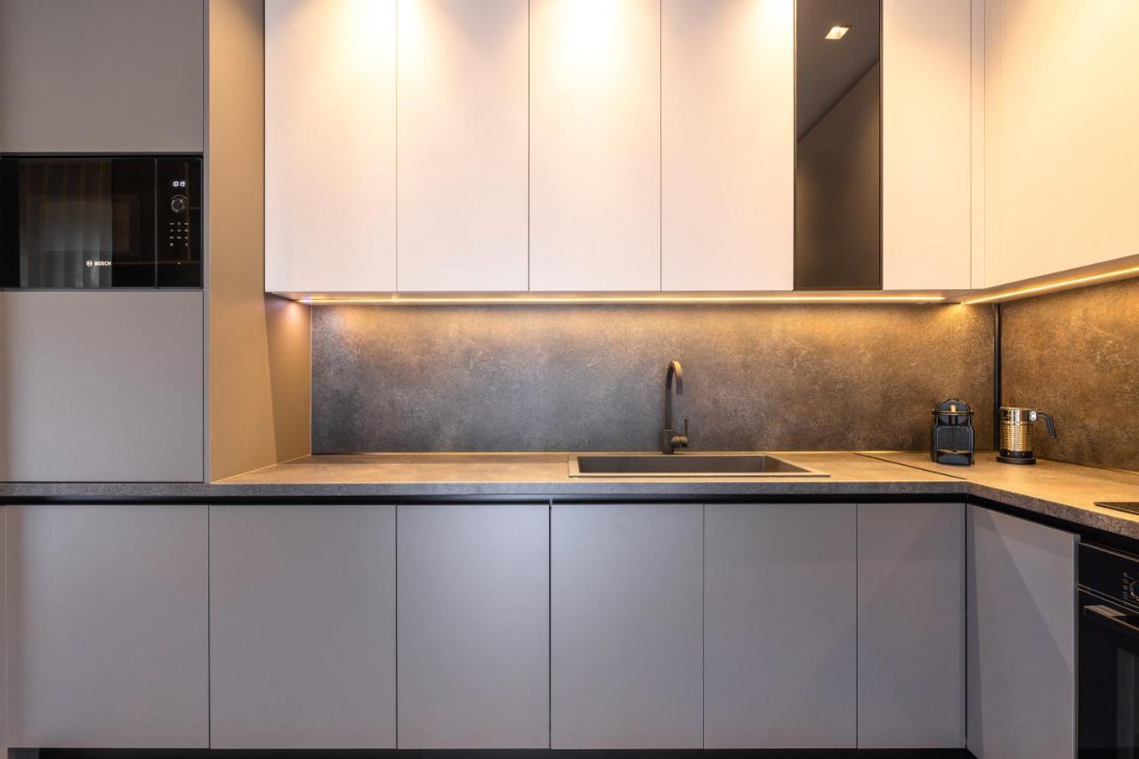 The Five Star Apartment Thessaloniki Exterior photo